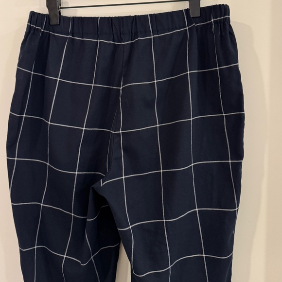 OAK + FORT Plaid Cropped Pant ✨ - Picture 7 of 12